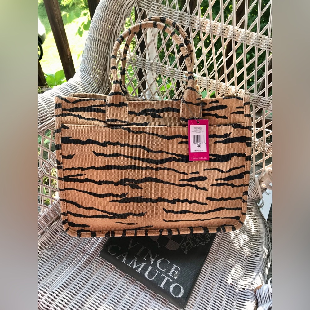 Vince Camuto Tiger Tote Bag NWT - Picture 4 of 6